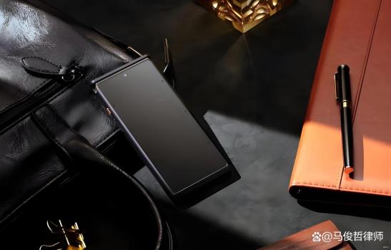 职场录音是维权利器还是信任毒药 一石激起千层浪