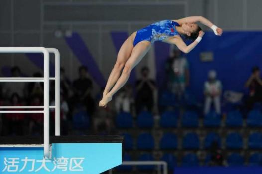 陈芋汐：国际大赛和全运会我都会拼尽全力 为国争光与家乡拼搏并重