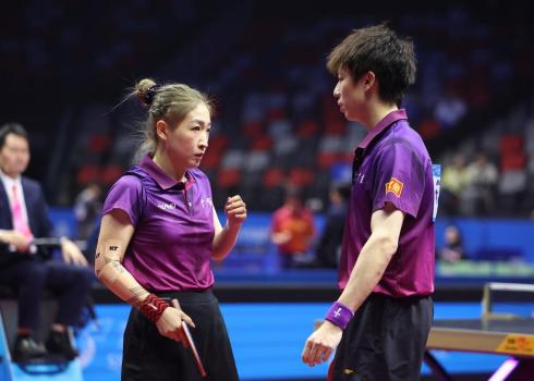 刘诗雯卫冕全运会混双冠军 顽强拼搏夺金