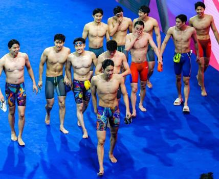 全运会游泳赛场的江湖与传承 新老交替激流勇进