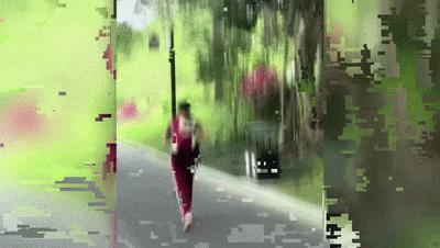 家长背婴儿跑步剧烈摇晃还称孩子喜欢 网友担忧安全问题