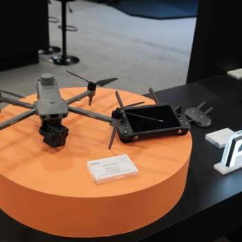 无人机现在这么硬核了吗