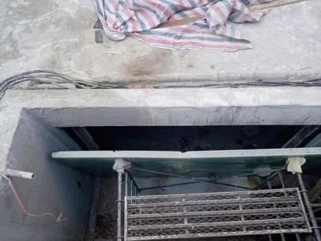 小伙安装1500斤玻璃时被压身亡 安全隐患引关注