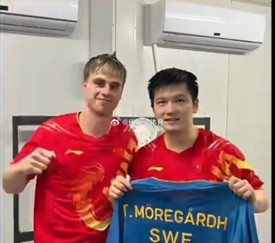 小莫樊振东你在闹我在笑 赛场整活欢乐多