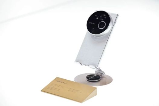 追觅手机售价约6800元起 高端双产品线亮相