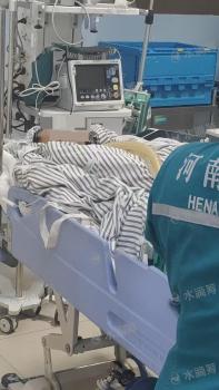 被绳子锁喉男孩完成60万筹款 善款将全部用于治疗