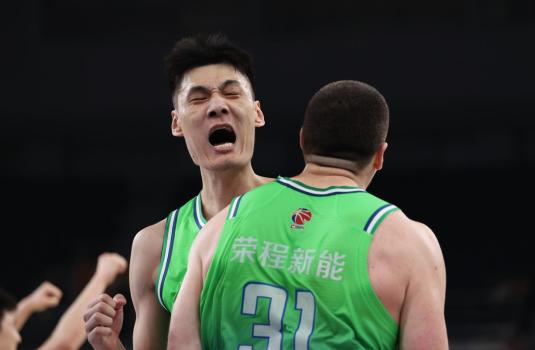 CBA常规赛：天津先行者胜新疆伊力特 哈姆雷特21分闪耀