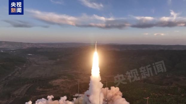 千帆極軌11組衛(wèi)星發(fā)射成功 長征系列第648次飛行