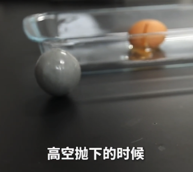 给鸡蛋穿上“柔性铠甲”，从高空抛下竟毫发无损！