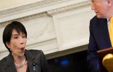 访美结束，高市早苗被批“表情夸张”