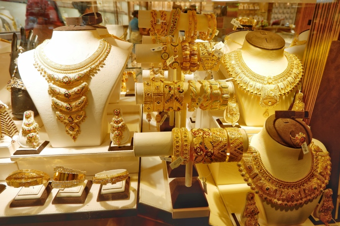 15人做局，20块买黄金！黄金“私盘”搞走100亿